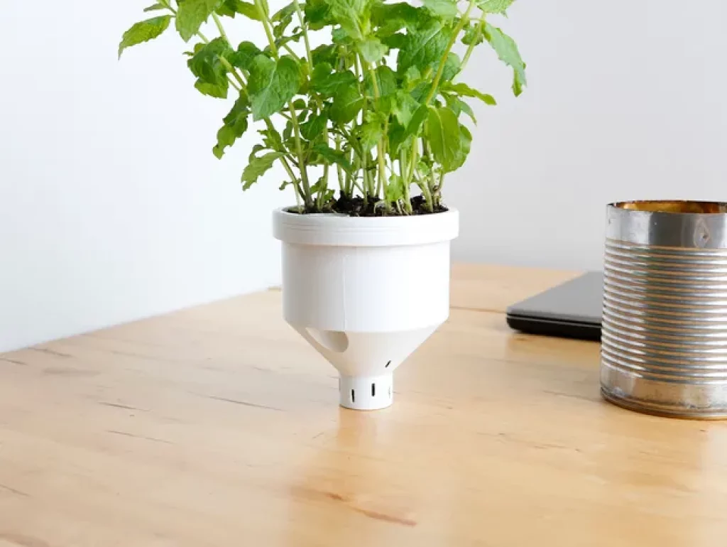 Recyclage – 5 réalisations en impression 3D – Vol 1 2 Jardiniere avec une boite de conserve 2